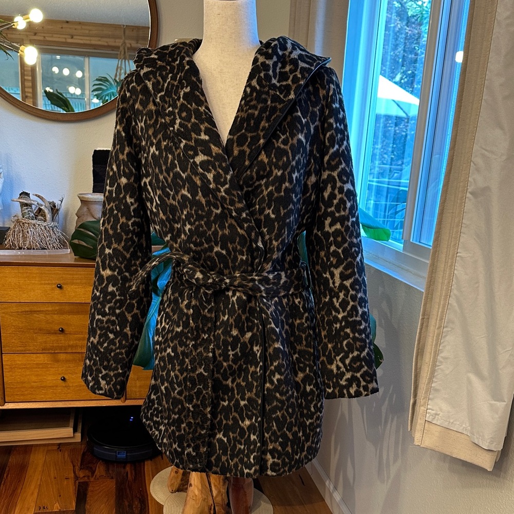 NWOT Steve Madden Leopard Hooded Jacket